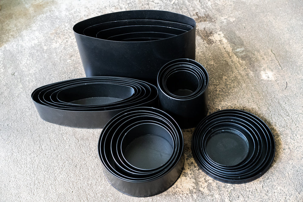 Zinc base (for salons and traders)
